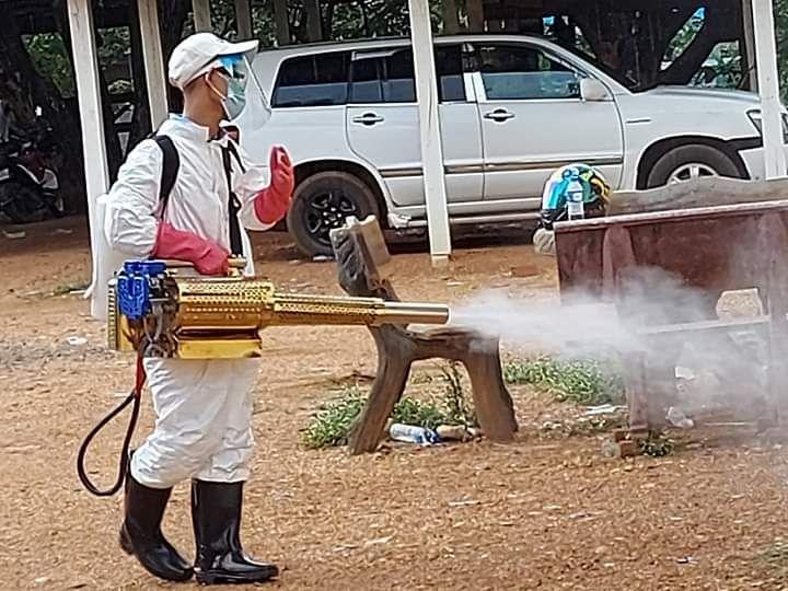 វេទិការសម្ព័ន្ធសង្គមស៊ីវិល សហការជាមួយមន្ទីរសុខាភិបាលខេត្ត ចុះប្រតិបត្តិការបាញ់ថ្នាំបង្ការ និងទប់ស្កាត់ជម្ងឺកូវីដ១៩ នៅក្នុងខេត្តស្ទឹងត្រែង