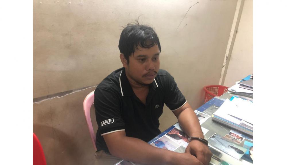 ជនសង្ស័យម្នាក់លួចរថយន្ត និងម៉ូតូក្រុមហ៊ុនទៅលក់បានលុយជាង៣ម៉ឺនដុល្លារទៅល្បែងចាញ់អស់ ត្រូវថៅកែឃាត់ប្រគល់ឲ្យសមត្ថកិច្ច