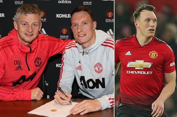 Phil Jones បន្តកុងត្រាជាមួយ Man Utd រហូតដល់ឆ្នាំ២០២៣