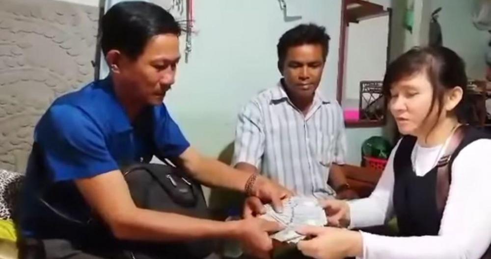 អាជ្ញាធរអប្សរានឹងប្តឹងមនុស្ស២នាក់ដើរតួជាមន្ត្រីអាជ្ញាធរជាតិអប្សរា យកលុយ២០០០ដុល្លារពីពលរដ្ឋ