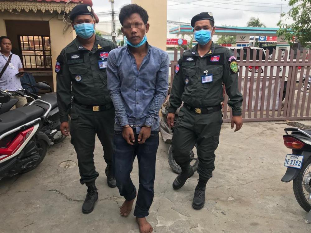 ប៉ុនប៉ងដេីរលួចទ្រព្យសម្បត្តិពលរដ្ឋ ត្រូវជាប់ខ្នោះនគរបាលខណ្ឌដង្កោ