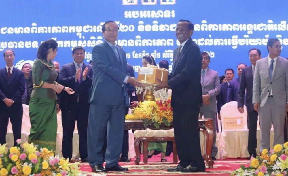 ក្រសួងសង្គមកិច្ចប្រារព្ធទិវាជនមានពិការភាពកម្ពុជាលើកទី២០ និងទិវាជនមានពិការភាពអន្តរជាតិលើកទី៣៦