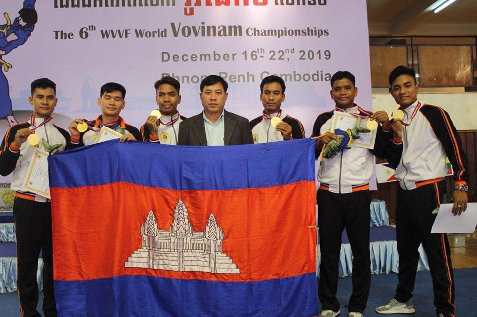 អត្តពលិក កម្ពុជា ឈរនៅចំណាត់ថ្នាក់លេខ២ ក្នុងការប្រកួតកីឡាវ៉ូវីណាមជើងឯកពិភពលោកពិភពលោកលើកទី៦ ឆ្នាំ២០១៩ ដែលកម្ពុជាធ្វើជាម្ចាស់ផ្ទះ