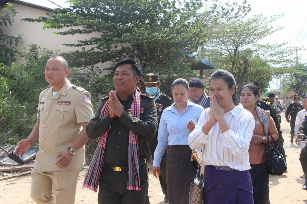 ឯកឧត្តម ឧត្តមសេនីយ៍ត្រី នៃ និយម បរិច្ចាគប្រាក់បៀវត្សន៍ចំនួន ប្រាំរយពាន់រៀល)ក្នុងមួយខែ រយៈពេល ៦ខែ ជូនគណៈកម្មការជាតិប្រយុទ្ធនឹងជំងឺកូវីដ១៩