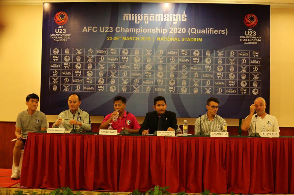 គ្រូបង្វឹកបាល់ទាត់ នៃក្រុមជម្រើសជាតិទាំង៤ ក្នុងពូល H បង្ហាញការជឿជាក់ដូចគ្នាមុនប្រកួត AFC U23 Championship