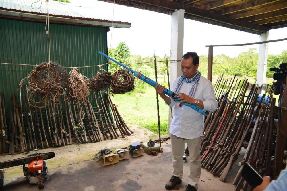 មន្ត្រីជាន់ខ្ពស់ក្រសួងបរិស្ថាន៖ កាំភ្លើងកែច្នៃ និងកាំភ្លើងពិតជាការគំរាមកំហែង ដល់សន្តិសុខអ្នកការពារព្រៃឈើ និងបាញ់សម្លាប់ជីវិតសត្វព្រៃ