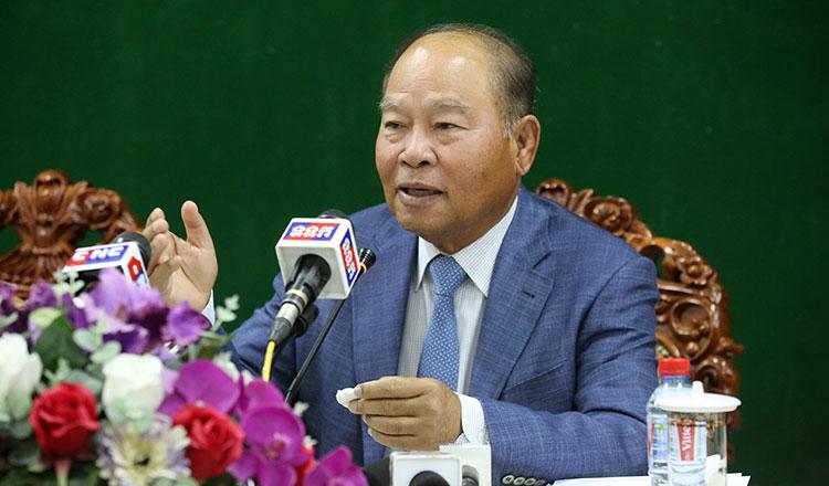 កម្ពុជាប្រជុំរៀបចំការត្រៀមបង្ការមួយទប់ស្កាត់កូវីដ១៩បើសិនឆ្លងចូលក្នុងសហគមន៍