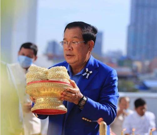សម្តេចតេជោ ហ៊ុន សែន រំលឹកប្រជាពលរដ្ឋឱ្យបន្តប្រកាន់ខ្ជាប់នូវស្មារតីថែរក្សាសុខភាព ការពារការឆ្លង ជំងឺកូវីដ១៩ និងរំលឹកអាជ្ញាធរ ឱ្យពិនិត្យ ភោជនីយដ្ឋាន ផ្សារ និងកន្លែងប្រជុំជន ពីការអនុវត្តន៍វិធានការ បង្ការជំងឺកូវីដ១៩