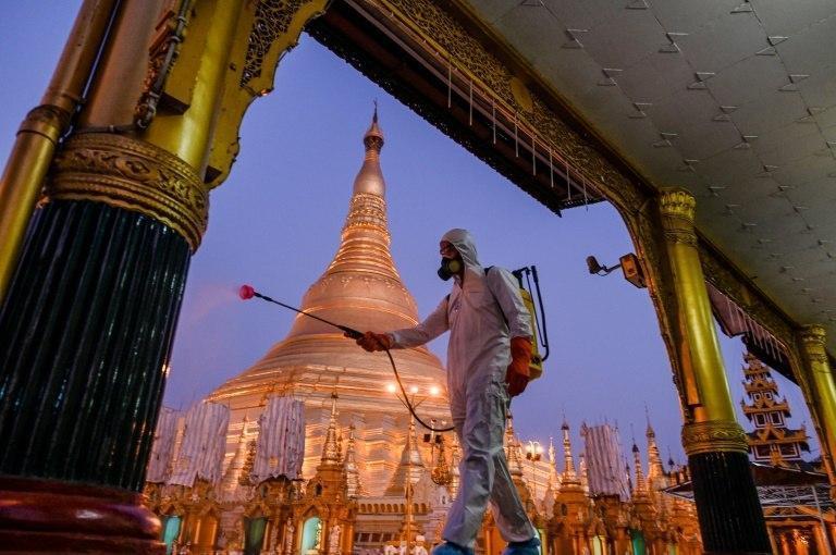 កូវីដ១៩៖ ថៃរកឃើញអ្នកឆ្លងថ្មី២នាក់ កើនដល់៣០៣៣ ខណៈមីយ៉ាន់ម៉ាឆ្លងថ្មី៣នាក់