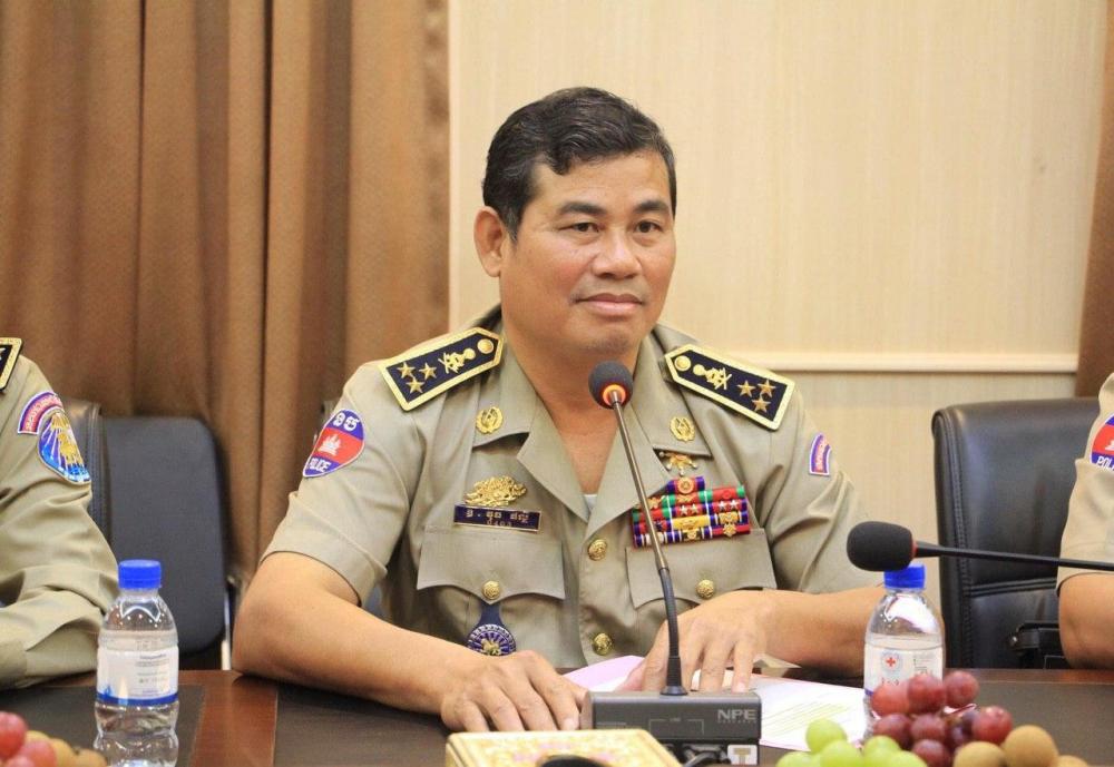 ឯកឧត្តម ឧត្តមសេនីយ៍ឯក វុធ ផល្លី អគ្គនាយករង នៃអគ្គនាយកដ្ឋានអត្តសញ្ញាណកម្ម បានសម្រេចចូលរួមចំណែកបរិច្ចាគនូវប្រាក់បៀវត្សរ៍ចំនួន០៦ខែជូនគណៈកម្មការជាតិប្រយុទ្ធប្រឆាំង និងជម្ងឺកូវីដ១៩