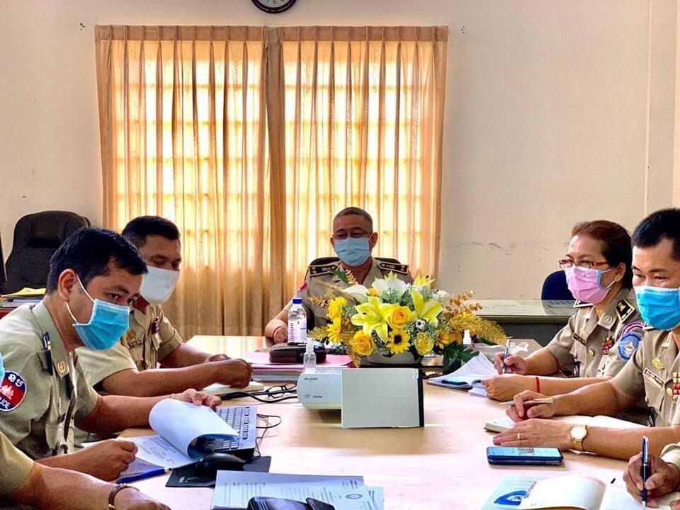 វិទ្យាស្ថានគ្រប់គ្រងនិងបញ្ជាដឹកនាំ បើកកិច្ចប្រជុំត្រួតពិនិត្យការងារប្រចាំសប្តាហ៍ នៃខែមិថុនា ឆ្នាំ២០២០