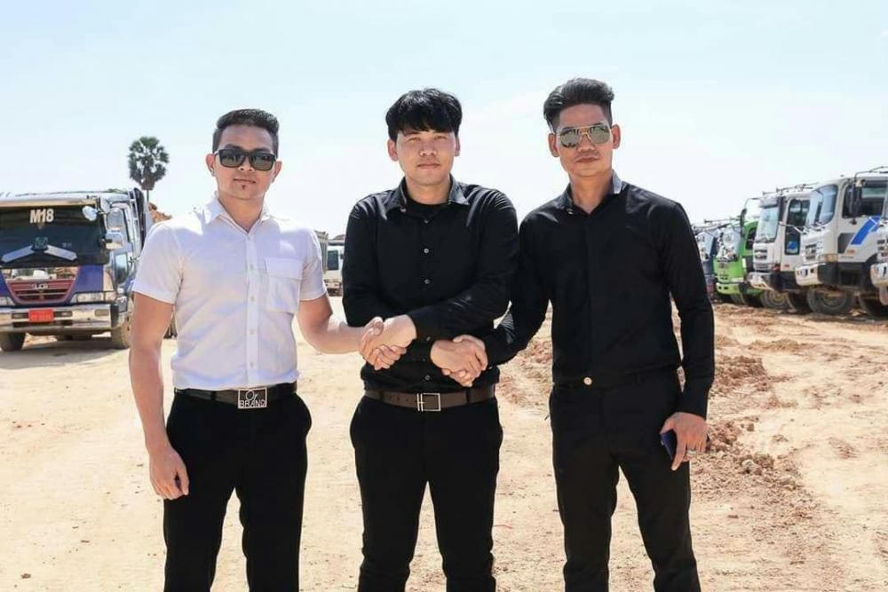 លោក ព្រាប សុវត្ថិ និងលោក ខេមរៈ សិរីមន្ត បោះទុនវិនិយោគរួមគ្នាខ្ទង់លានដុល្លារលើគម្រោងសាងសង់ផ្ទះវីឡាលក់