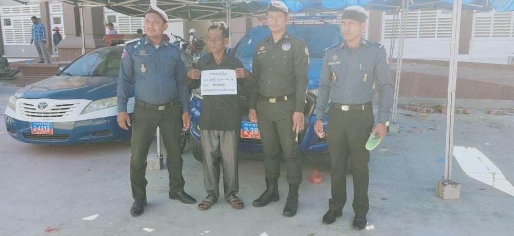 រយៈពេល ៧ថ្ងៃសមត្ថកិច្ចកងរាជអាវុធហត្ថខេត្តកំពង់ឆ្នាំង បំបែកសំណុំរឿងឃាតកម្មដុតសម្លាប់ស្ត្រីរងគ្រោះ ក្នុងស្រុកសាមគ្គីមានជ័យ