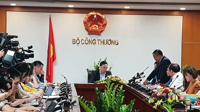 វៀតណាមដំឡើងថ្លៃអគ្គិសនី៨,៣៦% ទប់ទល់ថ្លៃផលិតកម្ម