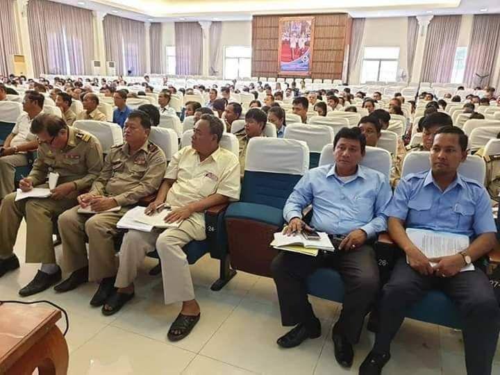 រដ្ឋបាល​ខេត្ត​កំពង់​ឆ្នាំង បើក​កិច្ចប្រជុំ​ផ្សព្វផ្សាយ​ត្រៀម​រៀប​ចំ​ពិធី​បុណ្យ​ទន្លេ​ នៅ​លើទឹក​ដី​ខេត្ត​កំពង់​ឆ្នាំង​