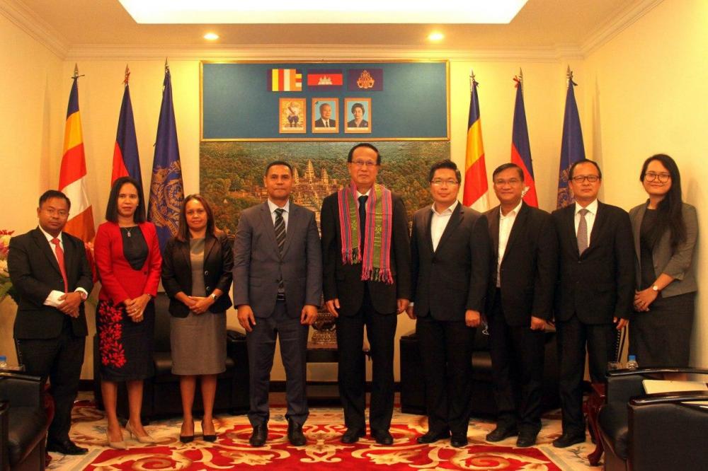 កម្ពុជា ត្រៀមអង្ករ ចំនួន ៣០.០០០ តោន រួចជាស្រេចសម្រាប់ការនាំចេញទៅកាន់ទីផ្សារទីម័រខាងកើត ទៅតាមការចង់បាន