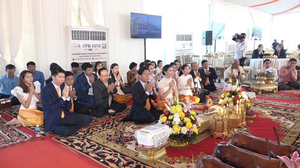 បុរីភ្នំពេញថ្មី ក្រុងពាលីបើកការដ្ឋានសាងសង់គម្រោងថ្មី អេលីតផាក១និង២ នៅសង្កាត់ក្រាំងធ្នង់ ខណ្ឌសែនសុខ រាជធានីភ្នំពេញ