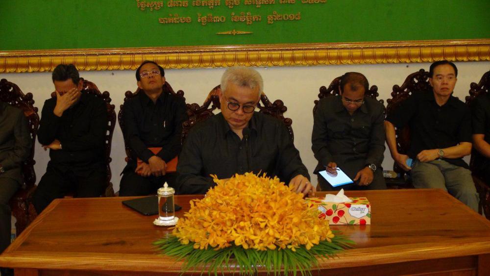 ឯ.ឧបណ្ឌិតសភាចារ្យ អូន ព័ន្ធមុនីរ័ត្ន ជួបសំណេះសំណា លជាមួយថ្នាក់ដឹកនាំមន្ទីរសេដ្ឋកិច្ចនិងហិរញ្ញវត្ថុខេត្ត និង បណ្តាអង្គភាពសំខាន់ៗចំណុះក្រសួង មកពីបណ្តាខេត្តចំ នួន៤”បាត់ដំបង ប៉ៃលិន ពោធិសាត់និងខេត្តកំពង់ឆ្នាំង”..