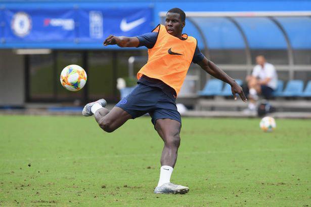 Everton កំពុងចង់ទិញផ្តាច់ Zouma ពី Chelsea