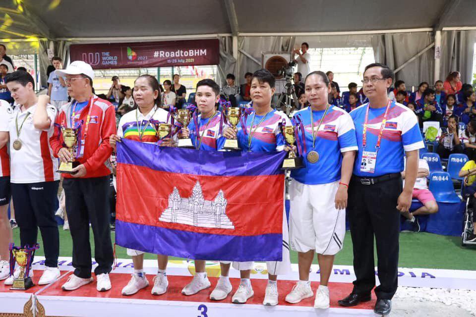 កម្ពុជា បានបំបែកកំណត់ត្រាពីរ ក្នុងការរៀបចំធ្វើជាម្ចាស់ផ្ទះ នៃការប្រកួតកីឡាប៉ូល និងប៉េតង់ជើងឯកយុវជន និងស្ត្រី លើកទី១៧ ឆ្នាំ២០១៩