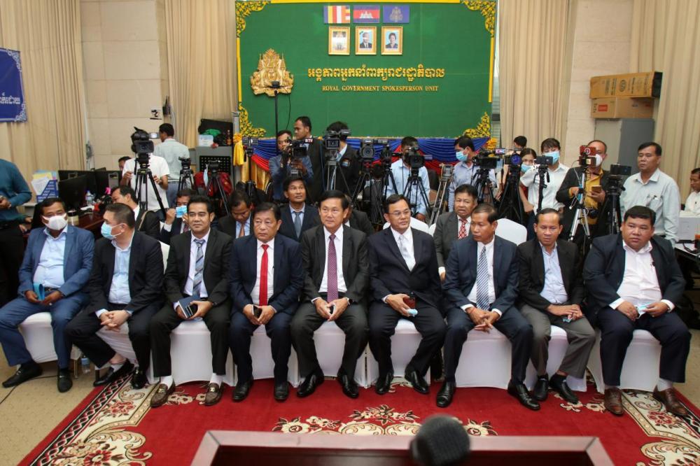 ឯកឧត្តម គង់ សោភ័ណ្ឌ បង្ហាញអំពីសមិទ្ធផល និងទិសដៅការងារបន្ដរបស់រដ្ឋបាលខេត្តកណ្ដាល ក្នុងសន្និសីទសារព័ត៌មានរបស់អង្គភាពអ្នកនាំពាក្យរាជរដ្ឋាភិបាល