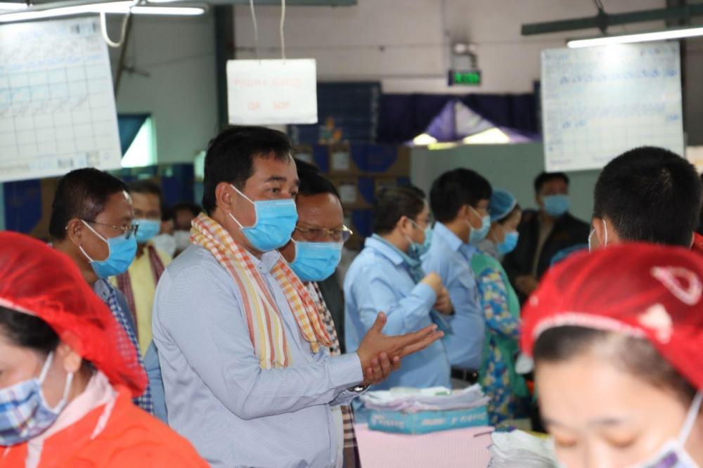 មានតែការពិតទេ ដែលអាចបង្រួបបង្រួមសតិអារម្មណ៍មហាជនបាន ឯការភូត កុហក់បោកប្រាស់ គឺនាំមកនូវតែការជ្រួលច្របល់ប៉ុណ្ណោះ