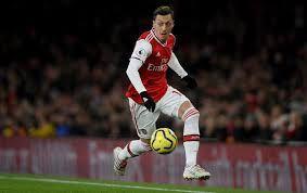 ខ្សែបម្រើប្រយុទ្ធ Mesut Ozil បដិសេធមិនកាត់ប្រាក់ខែ ក្នុងដំណាក់កាល Covid-19