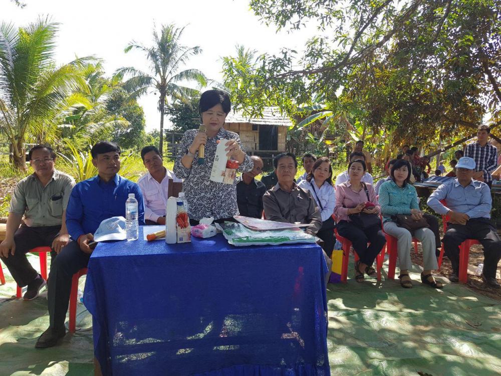 ប្រជាពលរដ្ឋចំនួន៣៦០គ្រួសារ ទទួលអំណោយពីក្រសួងសុខាភិបាល  ក្រោយរងគ្រោះទឹកជំនន់