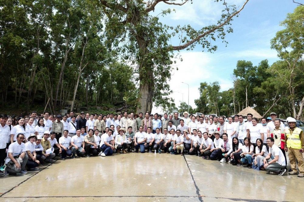 គណៈកម្មាធិការជាតិគ្រប់គ្រង និងអភិវឌ្ឍន៍តំបន់ឆ្នេរសុមទ្រកម្ពុជា បានអញ្ជើញពិនិត្យវឌ្ឍនភាពនៃការអនុវត្តគម្រោងស្ថាបនាហេដ្ឋារចនសម្ព័ន្ធផ្លូវក្រុងចំនួន ៣៤ខ្សែ នៅខេត្តព្រះសីហនុ