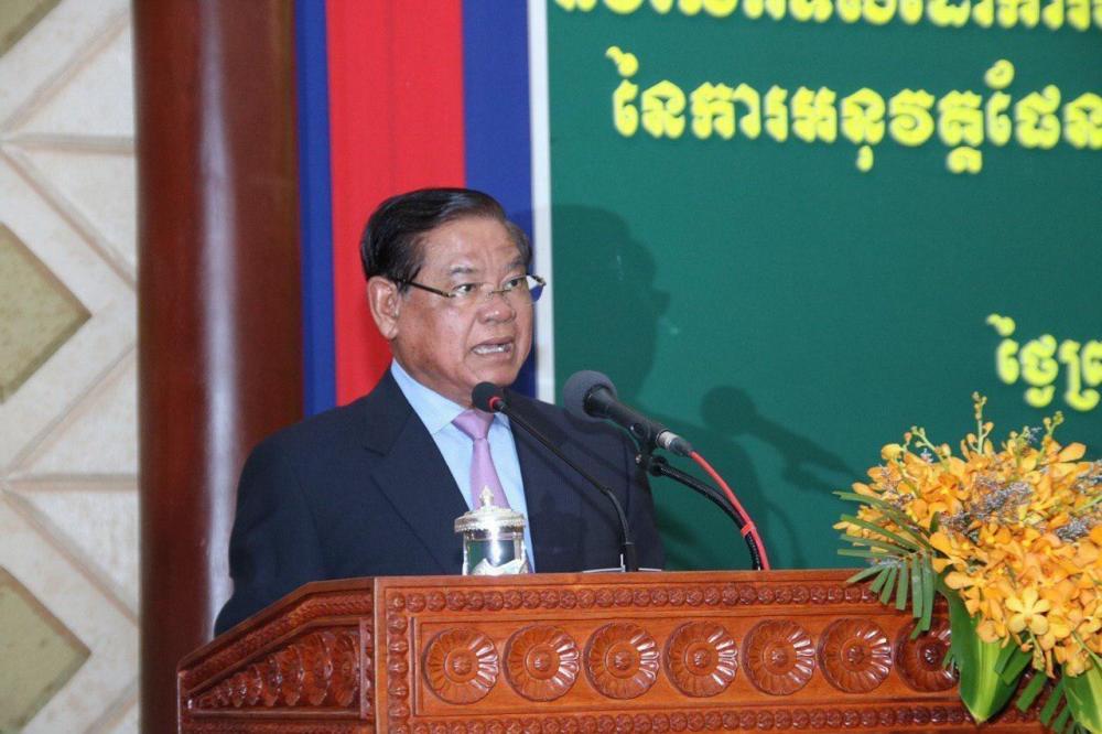 សម្ដេច ស ខេង បង្កើតក្រុមការងារប្រចាំការ អនុវត្តបទបញ្ជារបស់រាជរដ្ឋាភិបាល ស្ដីពីការដាក់កំហិតលើការធ្វើដំណើរ ដើម្បីទប់ស្កាត់ COVID-19
