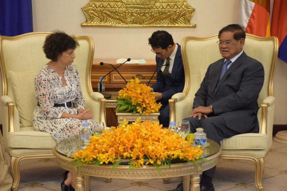 ឯកអគ្គរដ្ឋទូតសហភាពអឺរ៉ុប៖ កំណែទម្រង់វិមជ្ឈការ និងសហវិម្ឈការមានសារះសំខានណាស់ក្នុងការធ្វើឲ្យសង្គមមានគណនេយ្យភាពដើម្បីលើកកម្ពស់សេវាសាធារណៈ ជូនប្រជាពលរដ្ឋនៅក្នុងមូលដ្ឋានរបស់ខ្លួន