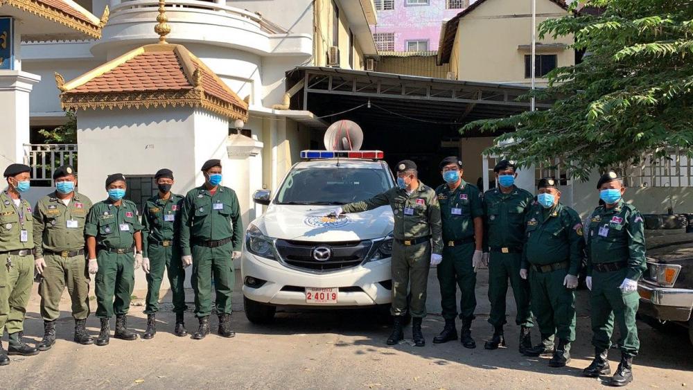 នគរបាលខណ្ឌច្បារអំពៅ ចូលរួមផ្សព្វផ្សាយពីវិធីបង្ការ ទប់ស្កាត់មេរោគ កូវិដ ១៩
