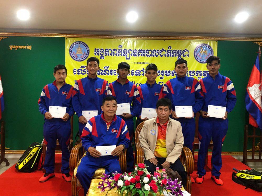 សហព័ន្ធកីឡាសូហ្វតិន្នីសកម្ពុជា បញ្ជូនអត្តបលិក៦រូប ទៅបោះជំរុំហ្វឹកហាត់ នៅប្រទេសកូរ៉េ ខាងត្បូង