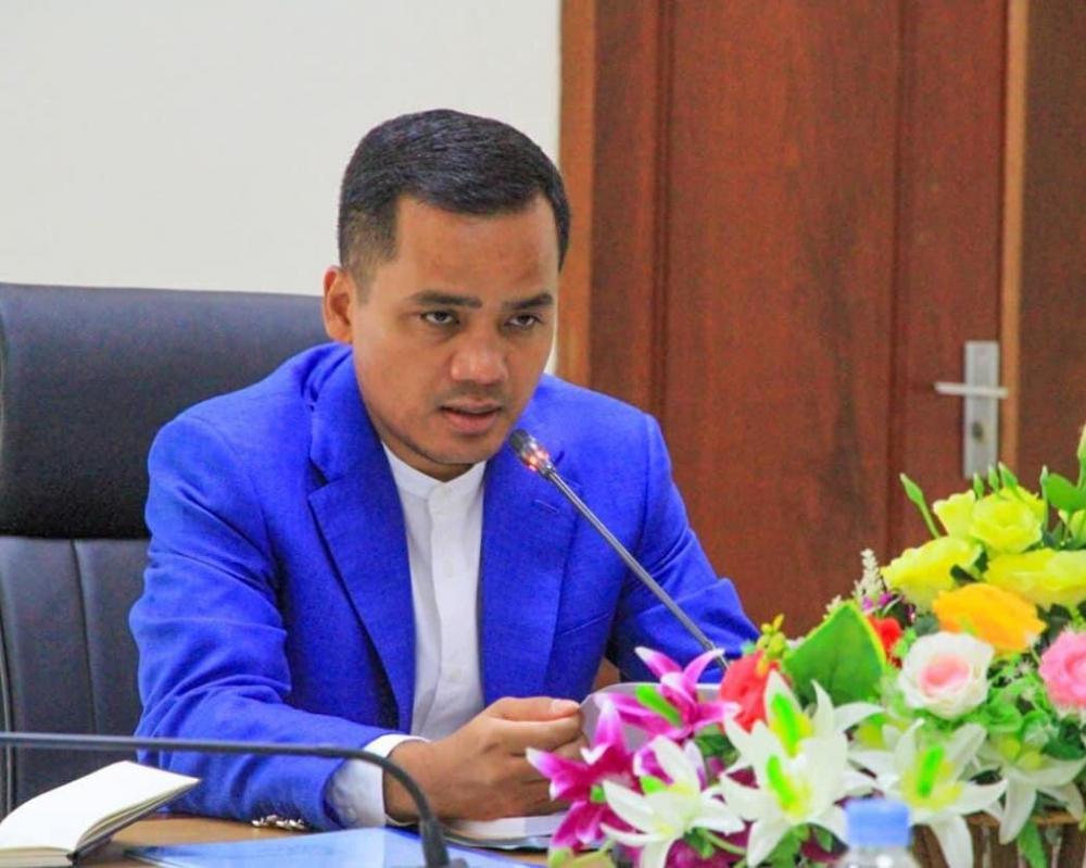 សៀវភៅចង់ក្រងពីវិធីសាស្រ្ត ពីការបង្ហាត់កីឡាបាល់ទាត់គ្រោងនឹងបោះពុម្ភរួចរាល់នៅពេលឆាប់ៗខាង មុខនេះ ដើម្បីជាពុទ្ធិសម្រាប់គ្រូកីឡាយកទៅបណ្តុះបណ្តាលតាមរាជធានី ខេត្ត-ក្រុង