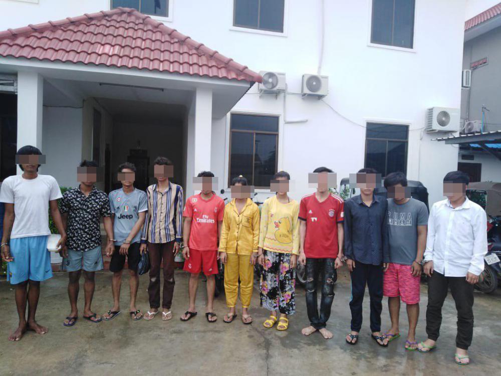 នគរបាលខណ្ឌសែនសុខបញ្ជូនជនសង្ស័យ១១នាក់ ទៅតុលាការ