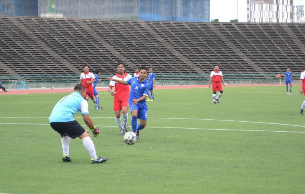 ពានរង្វាន់បាល់ទាត់ ក្រសួងអប់រំ ២០១៩ បានរកឃើញ៤ក្រុមឡើងទៅវគ្គ ពាក់កណ្តាលផ្តាច់ព្រ័ត្រហើយ
