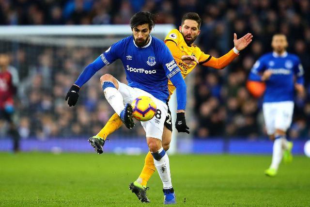 Everton ឈ្នះ Wolverhampton Wanderers ខណៈ Arsenal បានត្រឹមស្មើគ្នា ជាមួយ Tottenham Hotspur ក្នុងក្របខ័ណ្ឌ Premier League