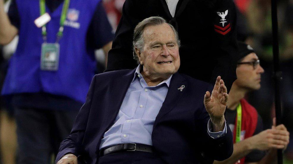 លោក George H.W. Bush អតីតប្រធានាធិបតីសហរដ្ឋអាម៉េរិកទទួលមរណភាព ក្នុងជន្មាយុ៩៤ឆ្នាំ