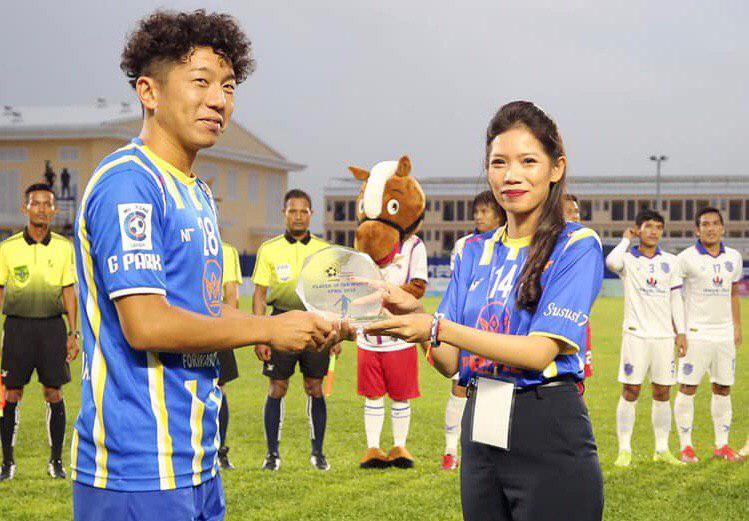 កីឡាករ Ideguchi ជាប់ជាកីឡាករល្អប្រចាំខែមេសា របស់ក្លឹបវិសាខា