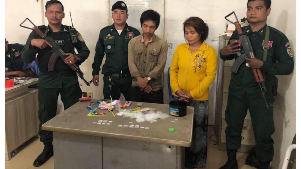 នគរបាលខណ្ឌជ្រោយចង្វារឆ្មក់បង្ក្រាបបានជនសង្ស័យជួញដូរ និងប្រើប្រាស់គ្រឿងញៀនចំនួន៨នាក់​
