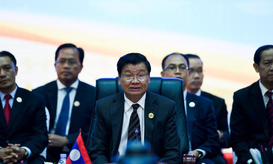 ក្នុងគោលបំណងកាត់បន្ថយការចំណាយថវិកាជាតិ រដ្ឋាភិបាលឡាវគ្រោងកាត់បន្ថយអ្នកបម្រើការងាររដ្ឋ