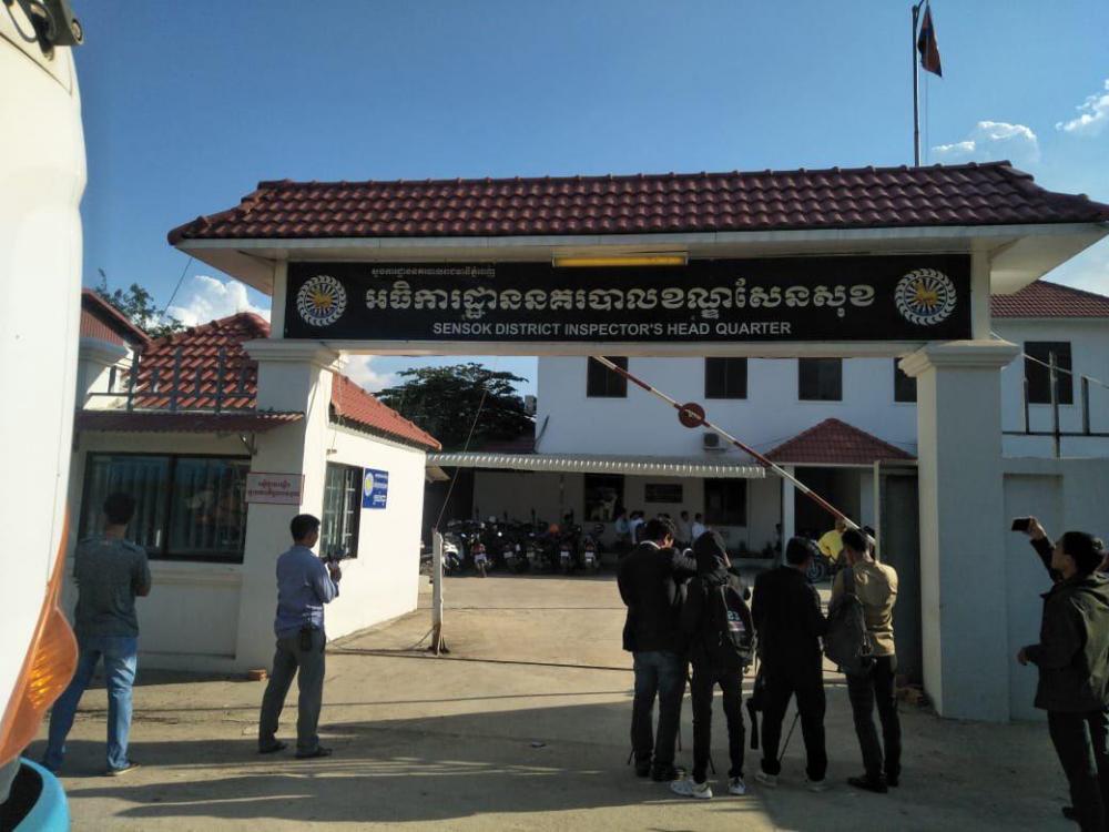 នគរបាលខណ្ឌសែនសុខបញ្ចូនឃាតករ ប្រុសស្រី២នាក់ទៅតុលាការដើម្បីកាត់ទោស