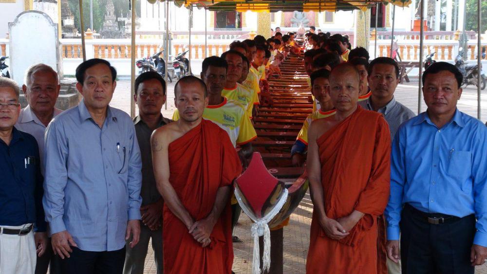 ខេត្តបាត់ដំបង ដឹកនាំកីឡាករចំនួន២០០នាក់ និងយកទូក ចំនួន០៤ដើម្បីចូលរួមអុំនៅក្នុងព្រះរាជពិធីបុណ្យអុំ ទូកនៅរាជធានីភ្នំពេញ ឆាប់ៗខាងមុខនេះ