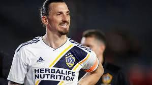 Zlatan Ibrahimovic មានគម្រោងវិលត្រឡប់ទៅ Ajax វិញ ពេលចូលនិវត្តន៍