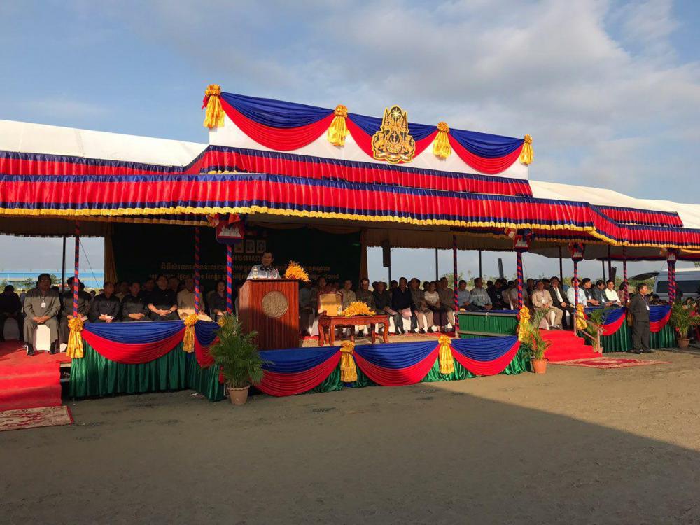សម្តេចតេជោ ហ៊ុន សែន អញ្ជើញជួបសំណេះសំណាលជាមួយកម្មករកម្មការិនីជិត២ម៉ឺននាក់ នៅខេត្តកណ្តាល