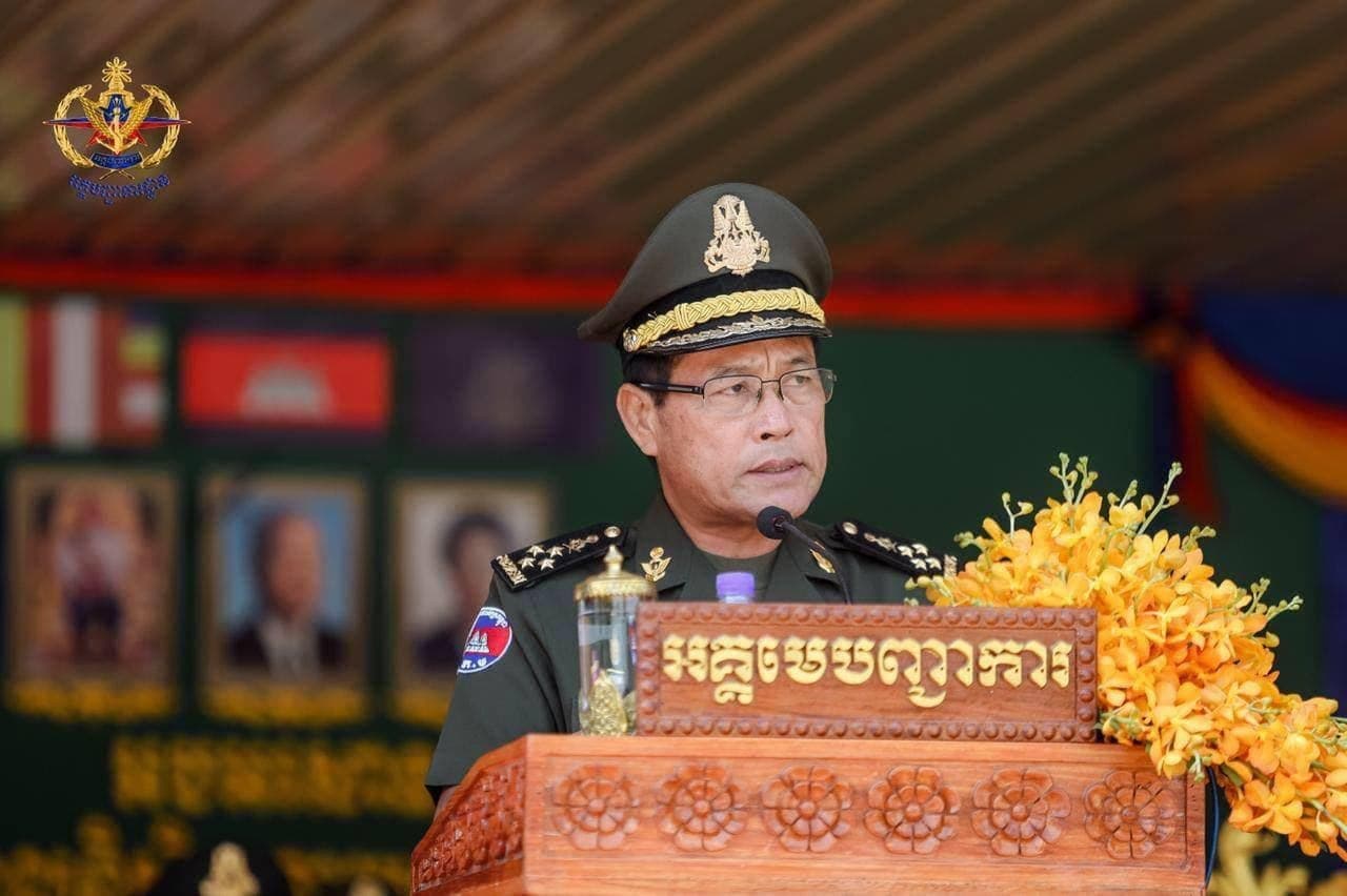 នាយឧត្តមសេនីយ៍ វង្ស ពិសេន ផ្តល់ត្រីខ ១ពាន់កេសដល់កងយោធពលខេមរភូមិន្ទ ដែលកំពុងបំពេញភារកិច្ចចាក់វ៉ាក់សាំង ជូនប្រជាពលរដ្ឋក្នុងភូមិសាស្ត្ររាជធានីភ្នំពេញ