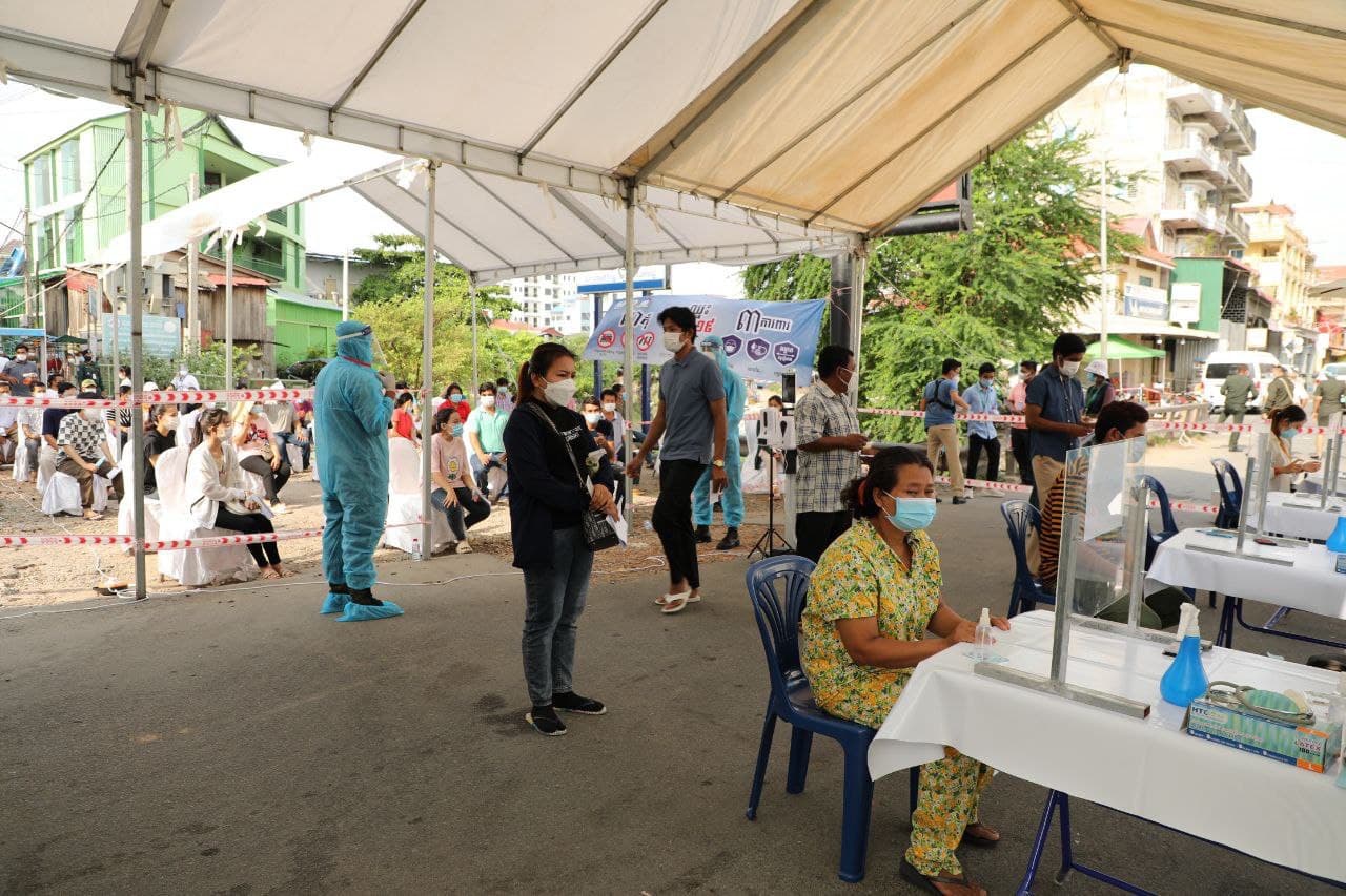 សម្តេចពិជ័យសេនា ទៀ បាញ់ : ការចាក់វ៉ាក់សាំងម្ជុលទី១ នៅតំបន់ក្រហមជិតរួចរាល់ហើយ