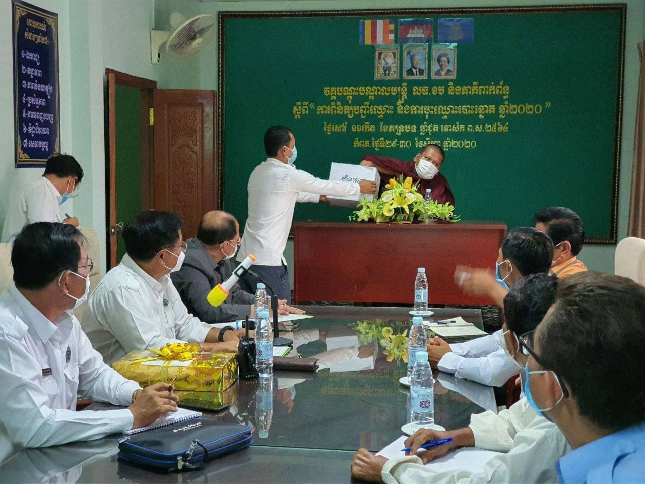 គ.ជ.ប ប្រកាសព័ត៌មានពីលទ្ធផលនៃការចាប់ឆ្នោតកំណត់លំដាប់លេខរៀង គណបក្សនយោបាយនីមួយៗ នៅខេត្តកំពត