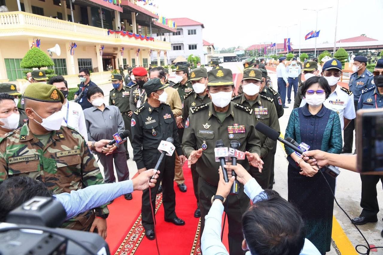 សម្តេចពិជ័យសេនា ទៀ បាញ់ ៖យុទ្ធនាការចាក់វ៉ាក់សាំងជូនប្រជាពលរដ្ឋម្ជុលទី២ នៅតំបន់ក្រហមដំណើរការដោយរលូន