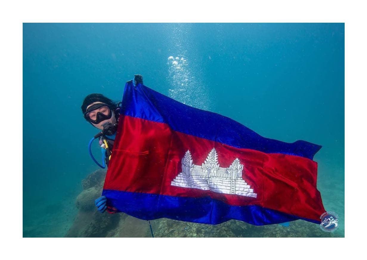 ឋានសួគ៍ក្រោមទឹក 🇰🇭